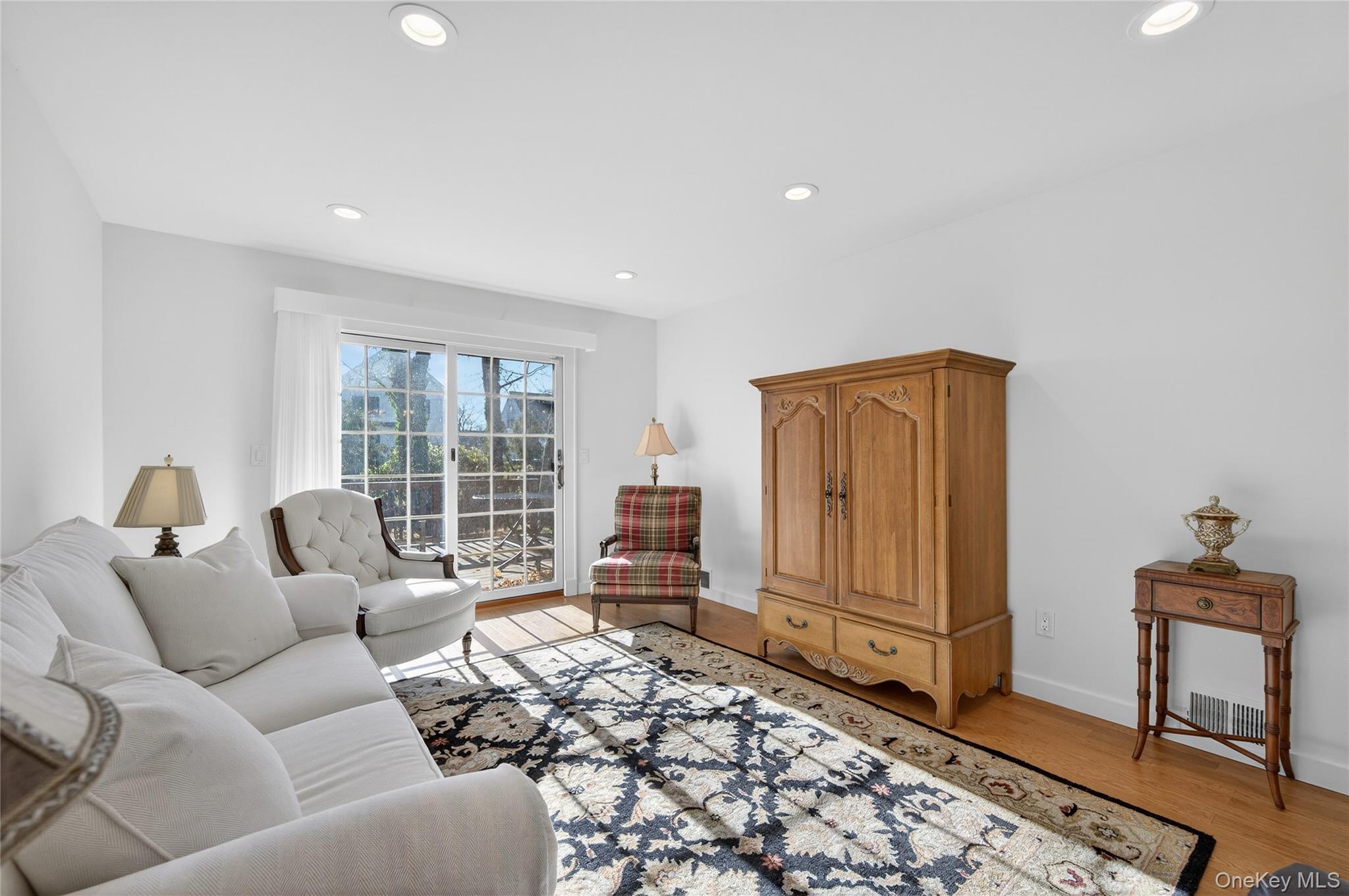 1 Mechanic Court Huntington Huntington, NY 11743