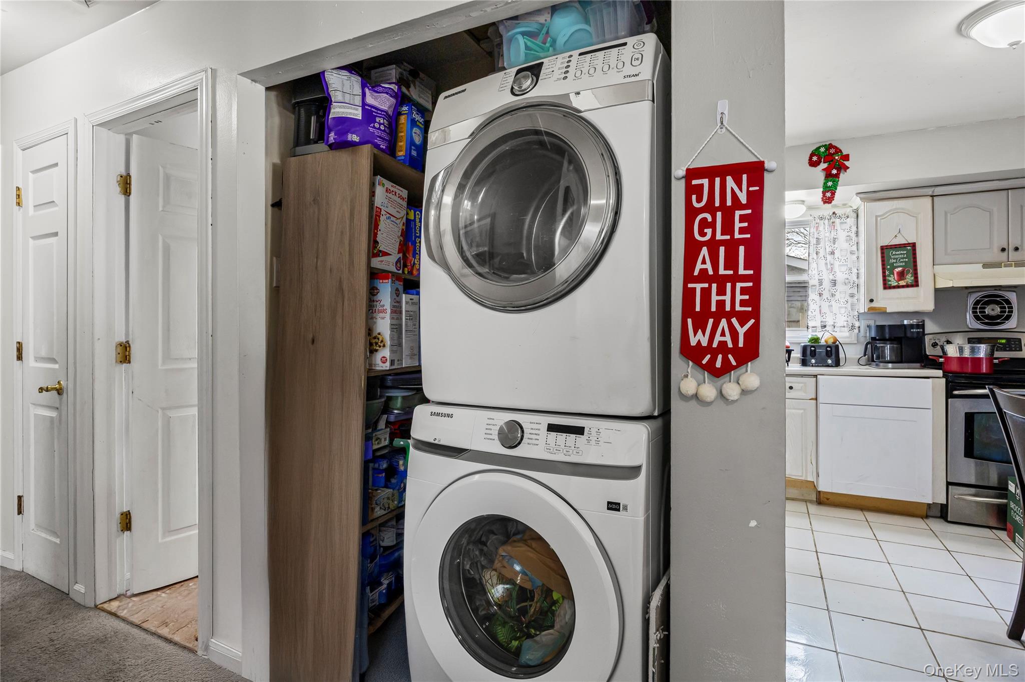 40 Fairview Drive Shirley Shirley, NY 11967