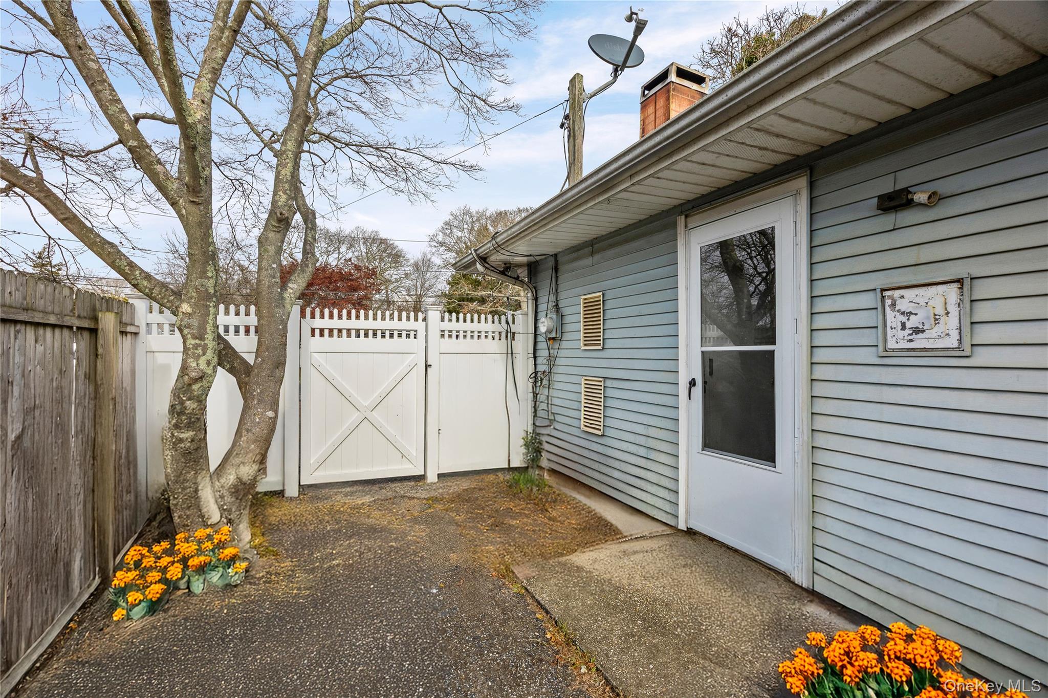 40 Fairview Drive Shirley Shirley, NY 11967