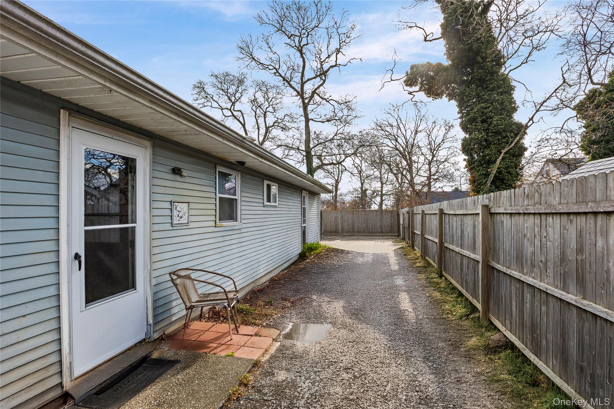 40 Fairview Drive Shirley Shirley, NY 11967