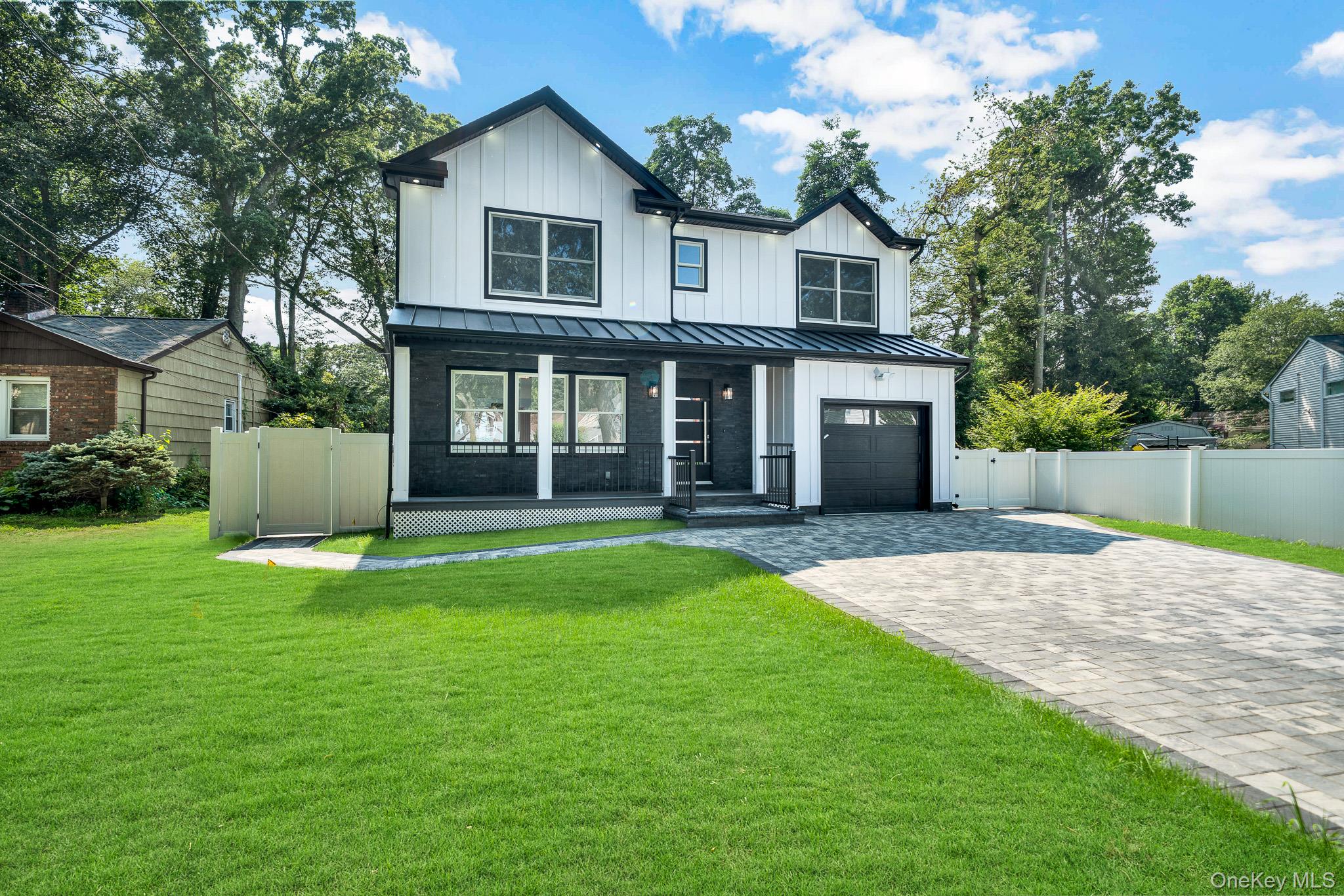 63 Oak Avenue Huntington Station, NY 11746