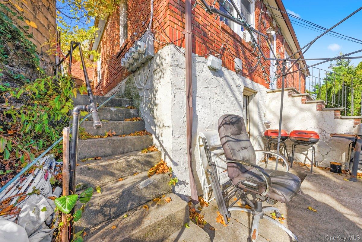 42 Paula Avenue Yonkers Yonkers, NY 10704