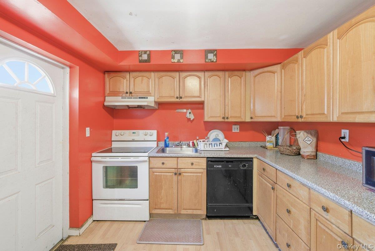 42 Paula Avenue Yonkers Yonkers, NY 10704