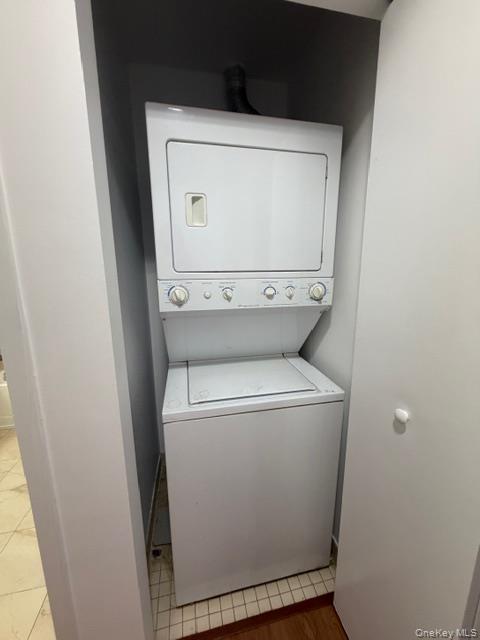 4026 College Point Boulevard 8-M Flushing Flushing, NY 11354