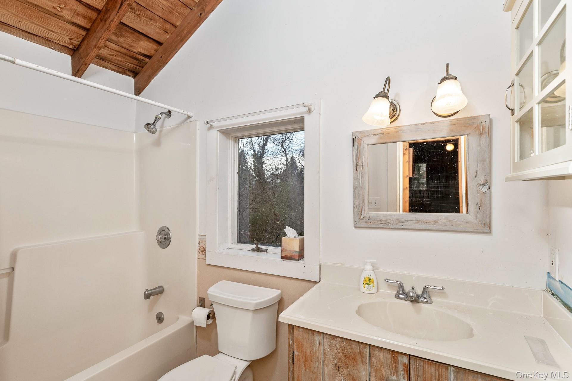 62 Birch Hill Road Mount Sinai, NY 11766