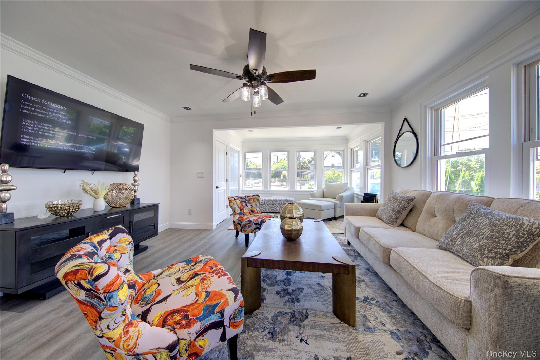 16 Roosevelt Avenue 14 Hicksville Hicksville, NY 11801