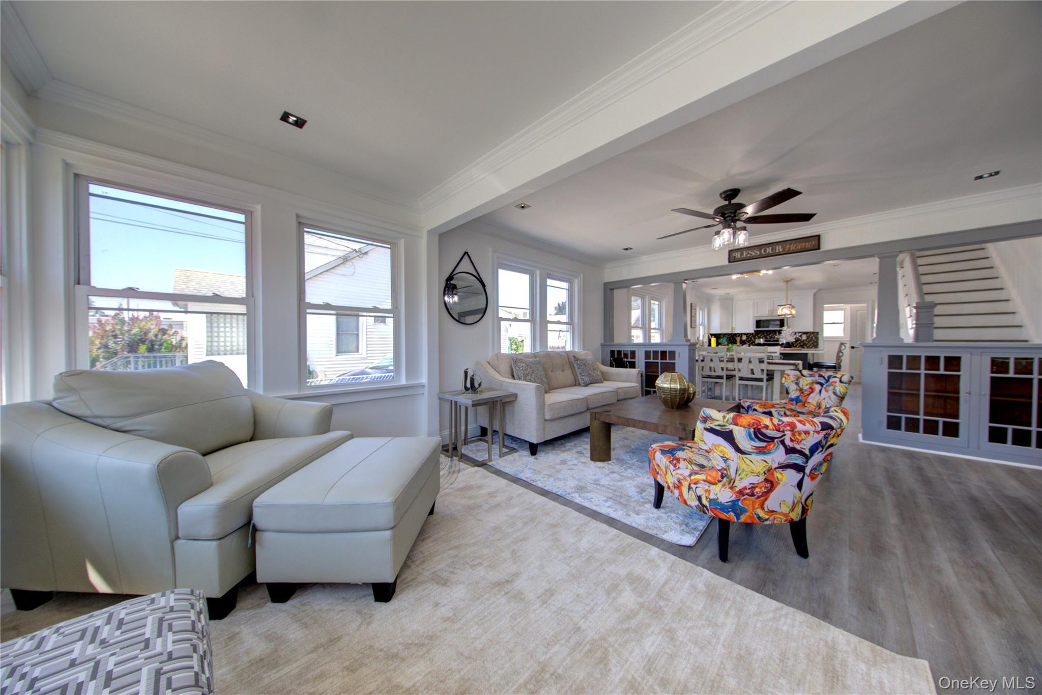 16 Roosevelt Avenue 14 Hicksville Hicksville, NY 11801