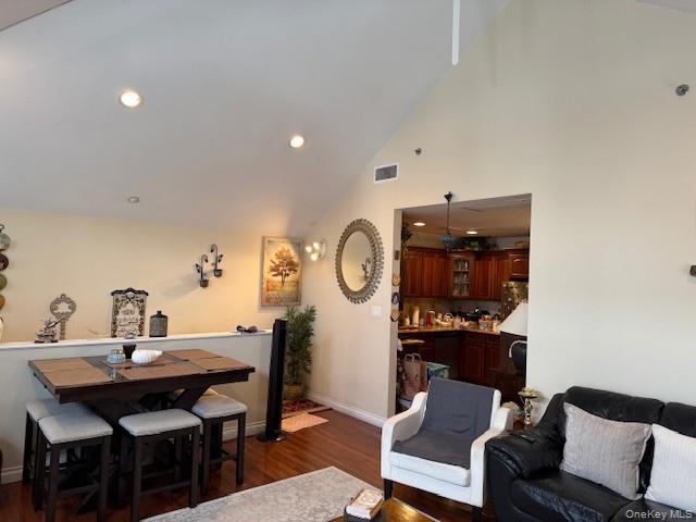 60-28 60th Place Maspeth Maspeth, NY 11378