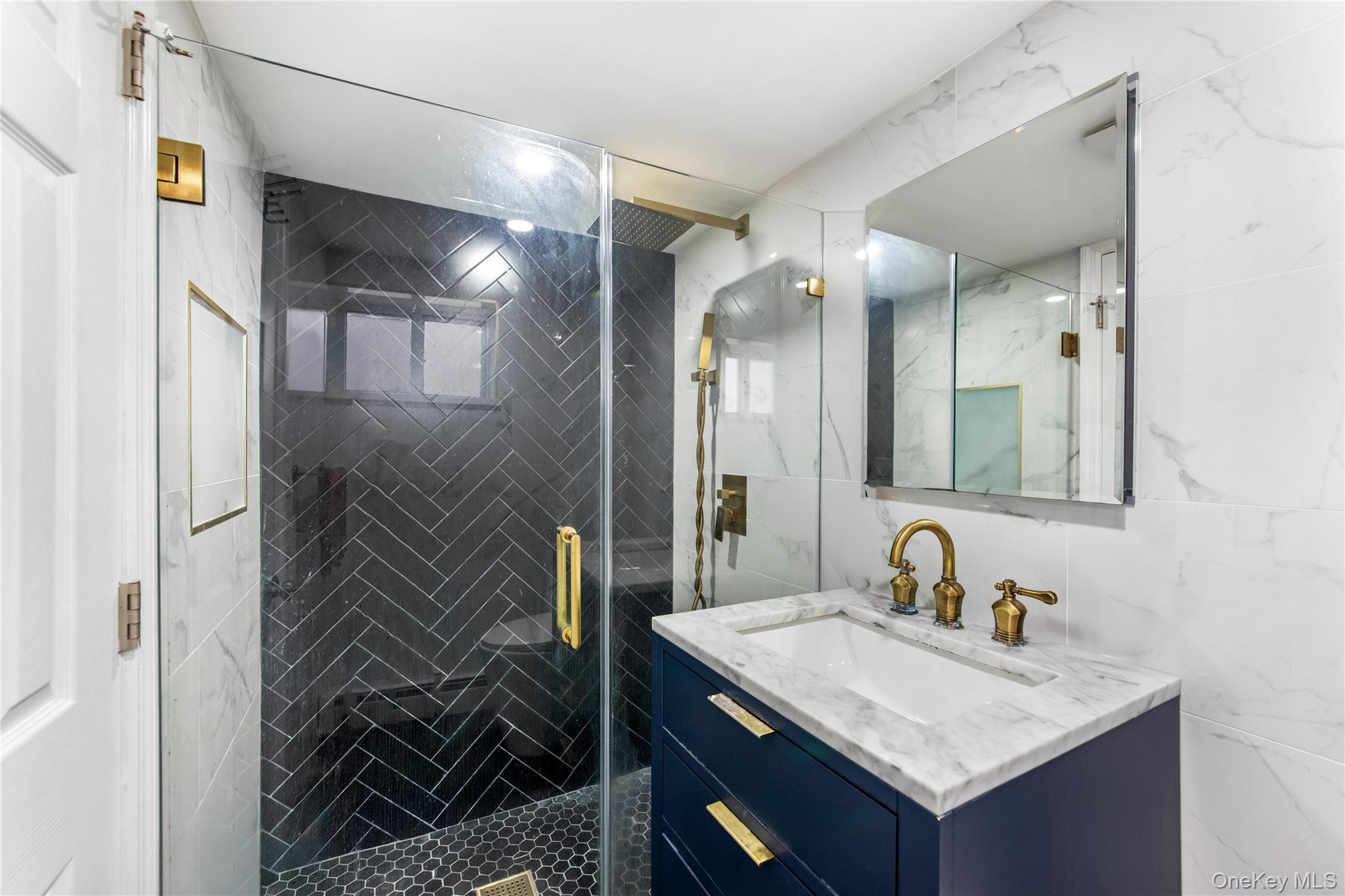 65 Floyd Street Out of NYC Staten Island, NY 10310