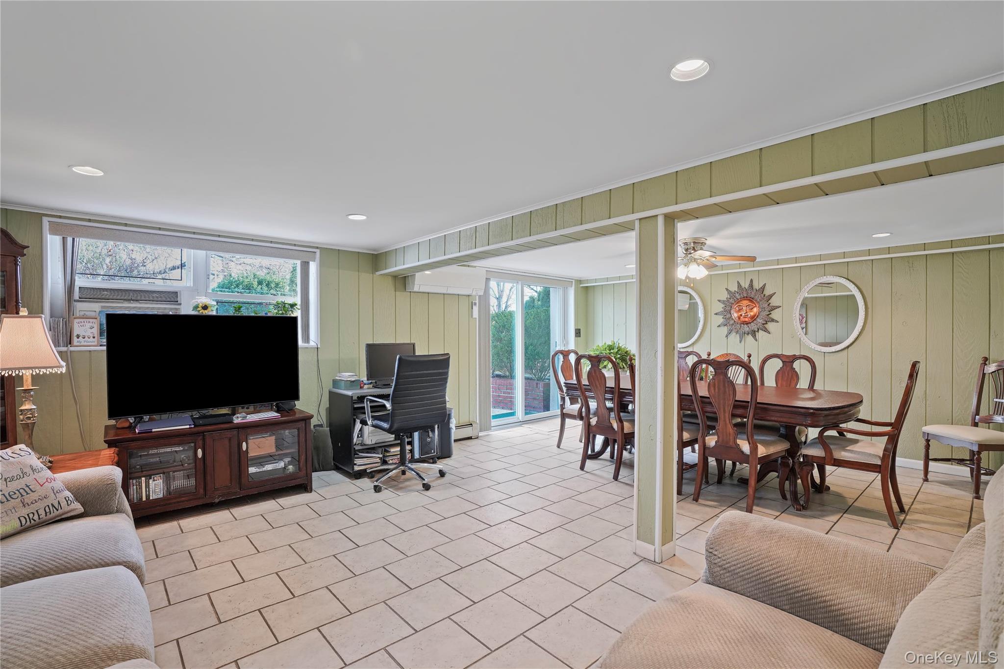 6035 75th Street Middle Village Middle Village, NY 11379