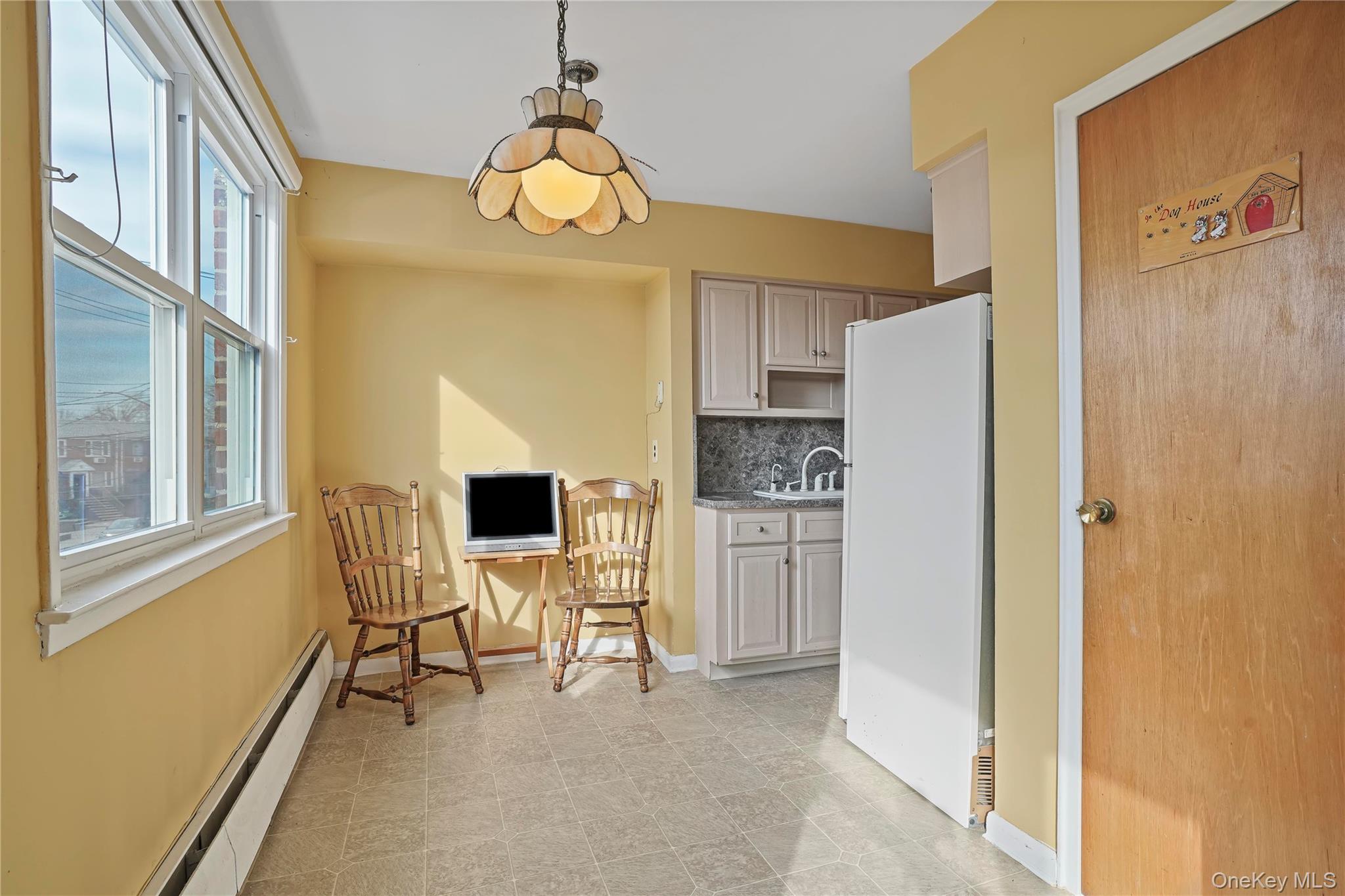 6035 75th Street Middle Village Middle Village, NY 11379