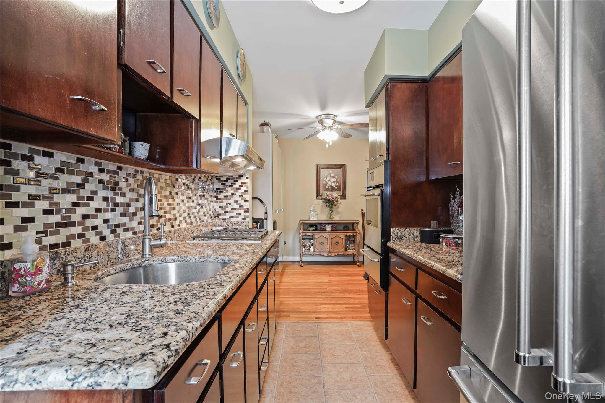 6035 75th Street Middle Village Middle Village, NY 11379