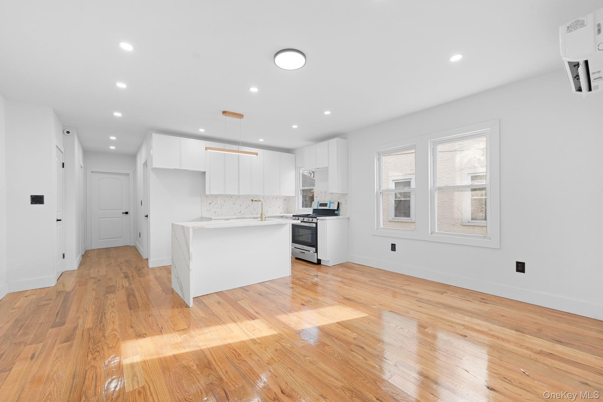 115-39 202nd Street Saint Albans Saint Albans, NY 11412