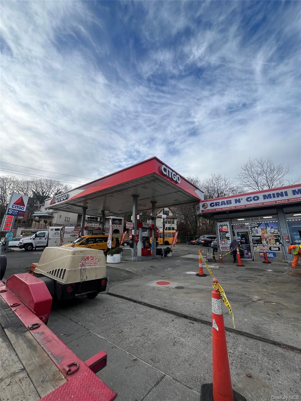 535 Vanderbilt Avenue Out of NYC Staten Island, NY 10304