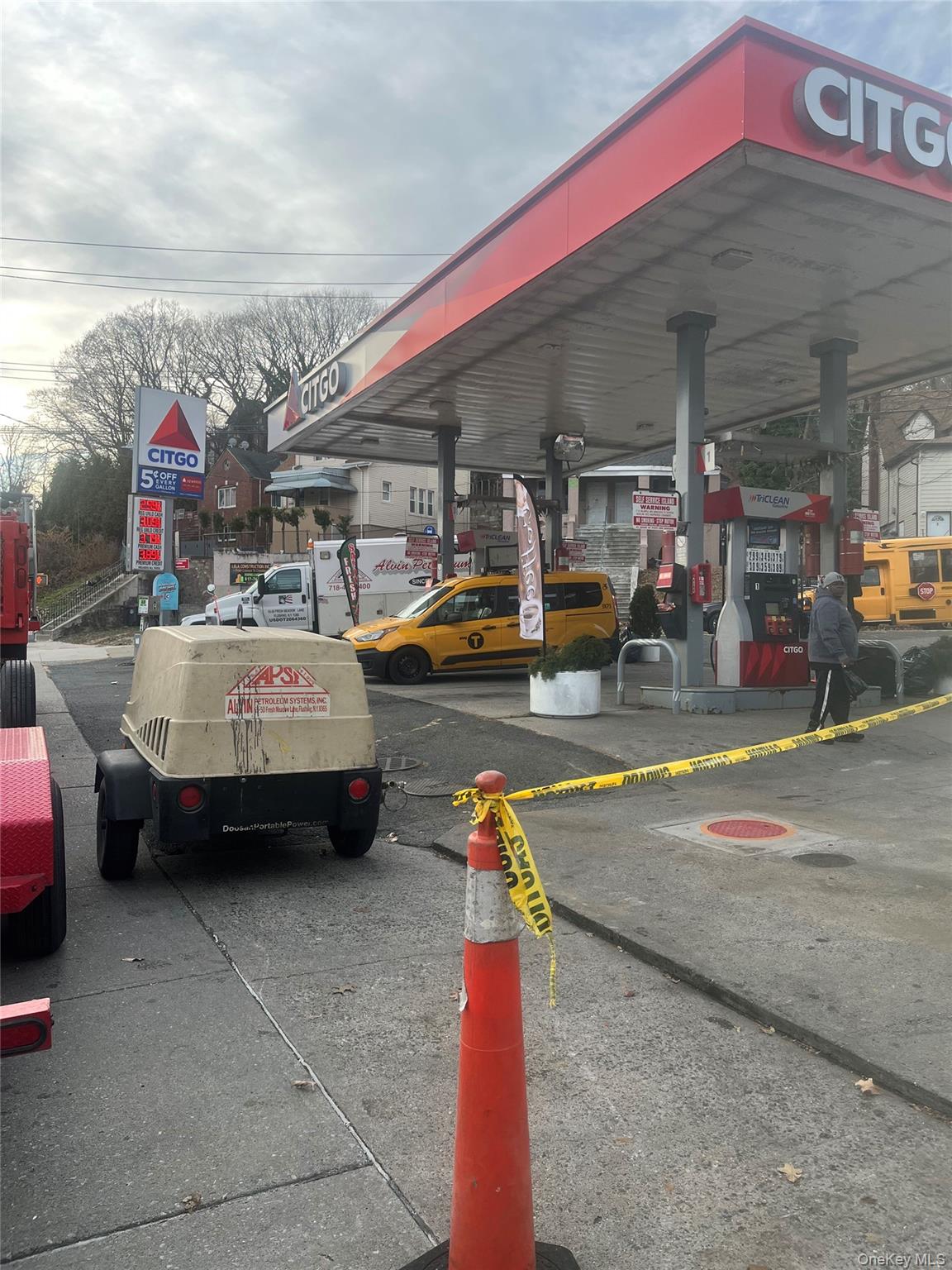 535 Vanderbilt Avenue Out of NYC Staten Island, NY 10304