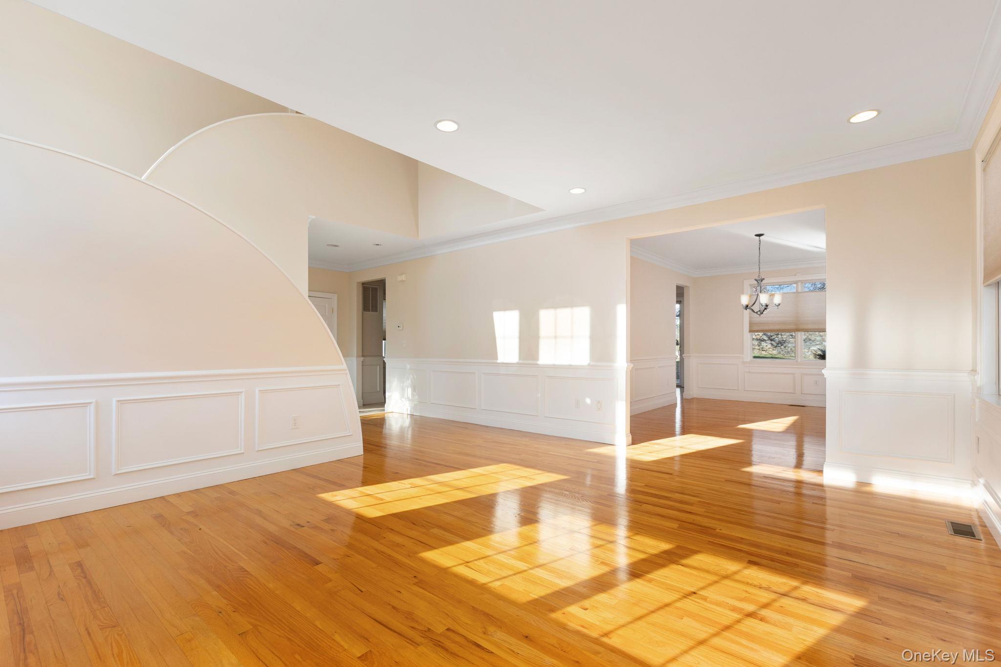 44 Hillwood Place Yonkers Yonkers, NY 10710