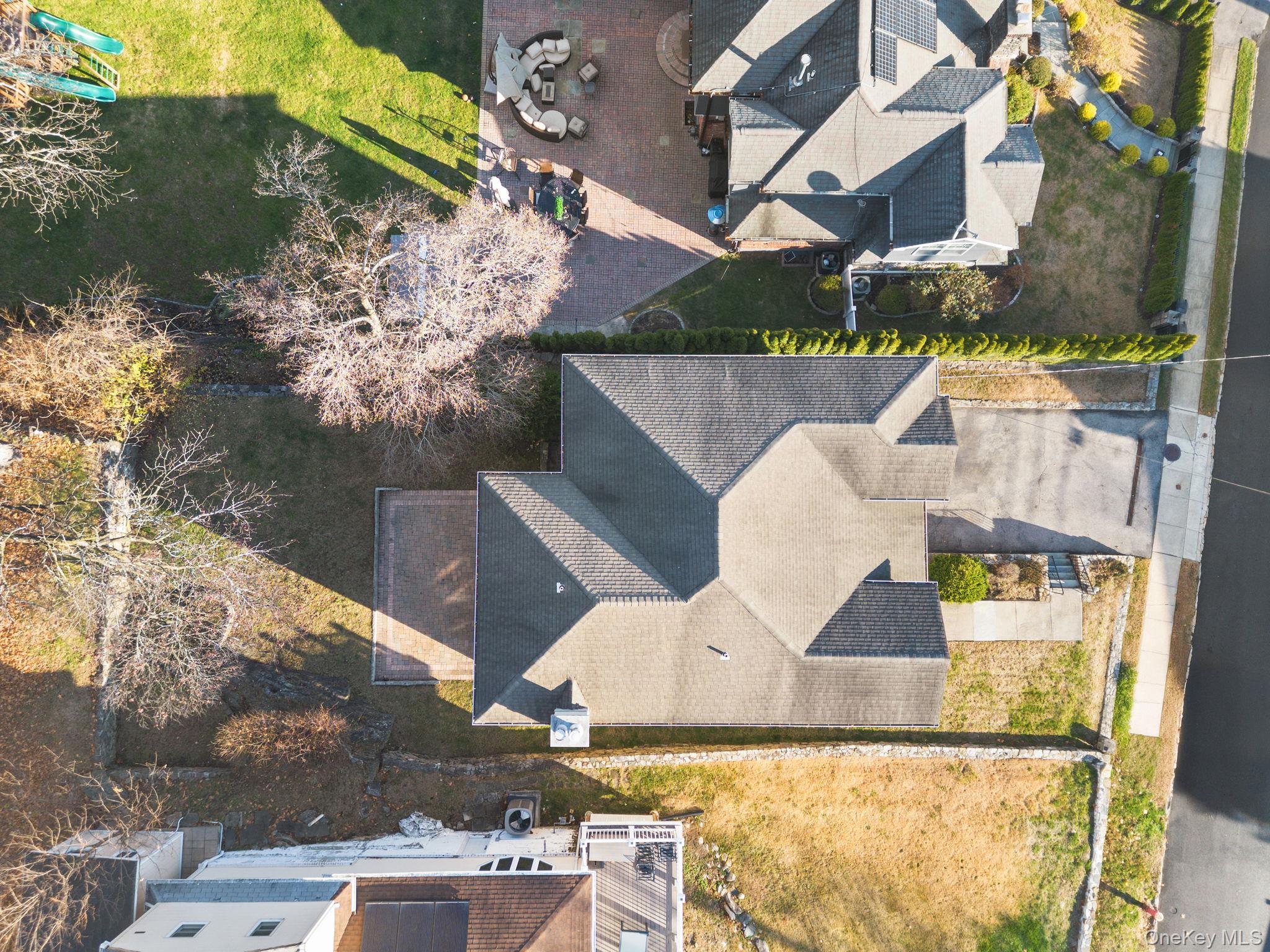 44 Hillwood Place Yonkers Yonkers, NY 10710