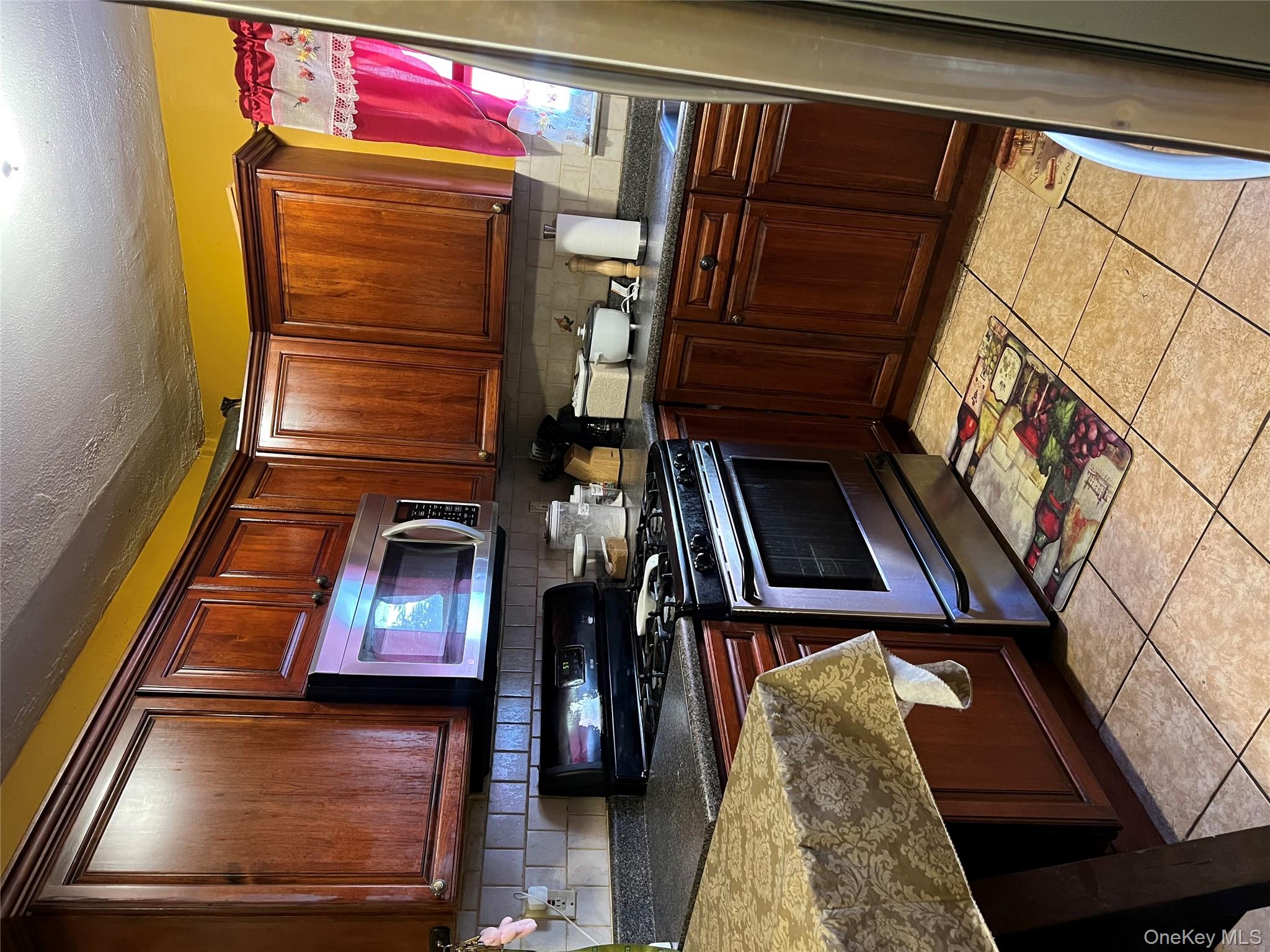 1461 East 233rd Street Bronx, NY 10466