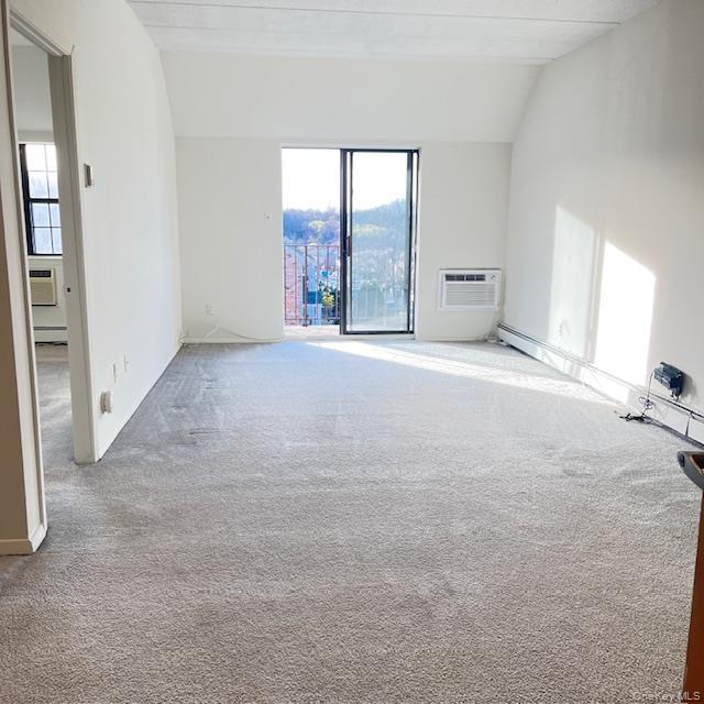 66-07 242nd Street 13-E Douglaston Douglaston, NY 11362