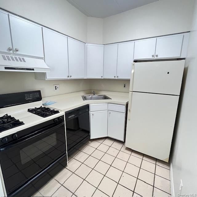 66-07 242nd Street 13-E Douglaston Douglaston, NY 11362