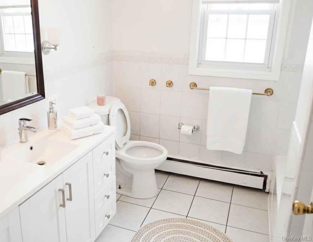 9 Merriewold Lane S Out of NYC Monroe, NY 10950