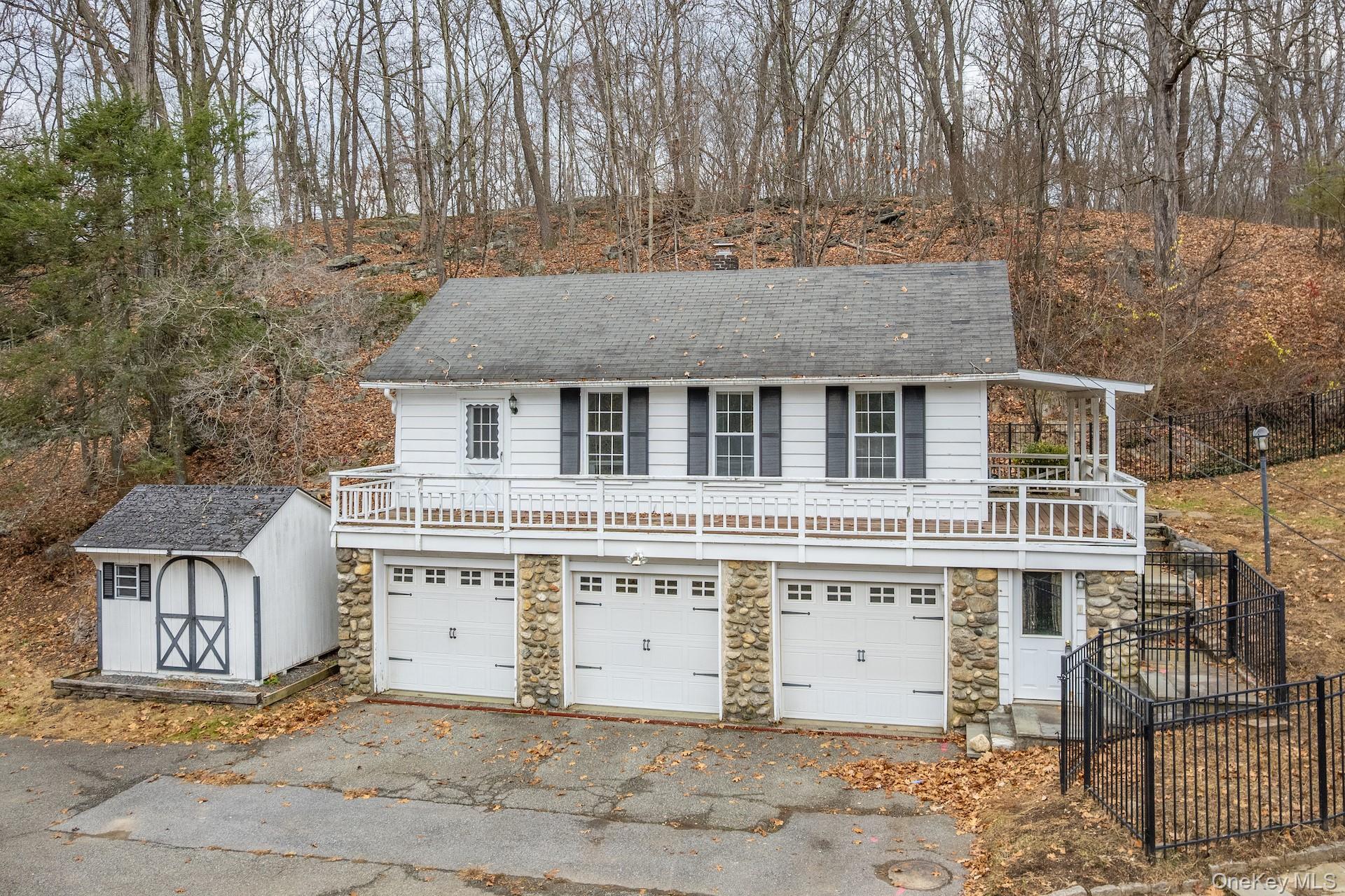 82 Shingle House Road Millwood, NY 10546