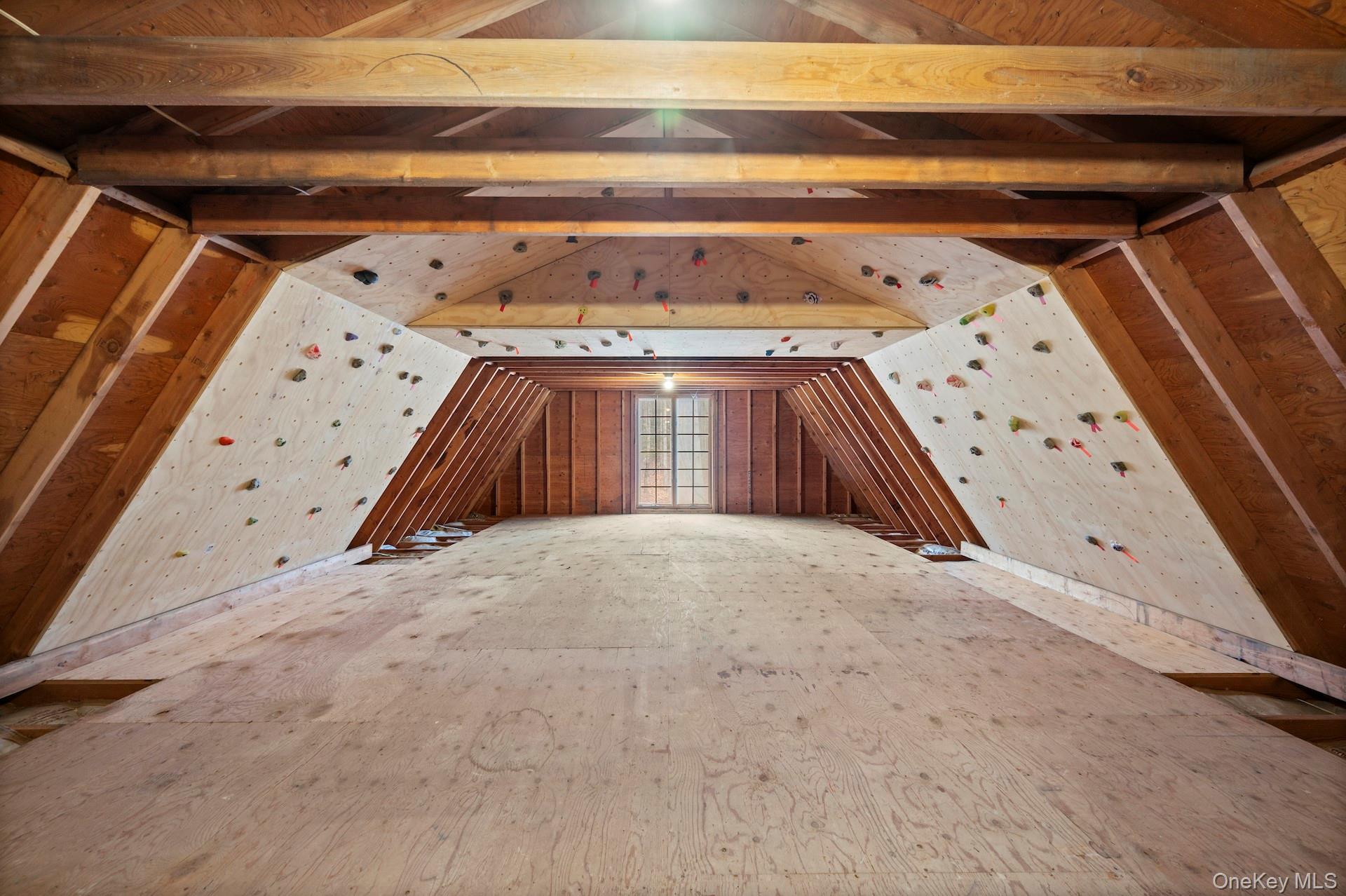 82 Shingle House Road Millwood, NY 10546