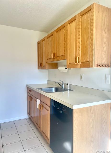 41 Vista Drive Out of NYC Nanuet, NY 10954