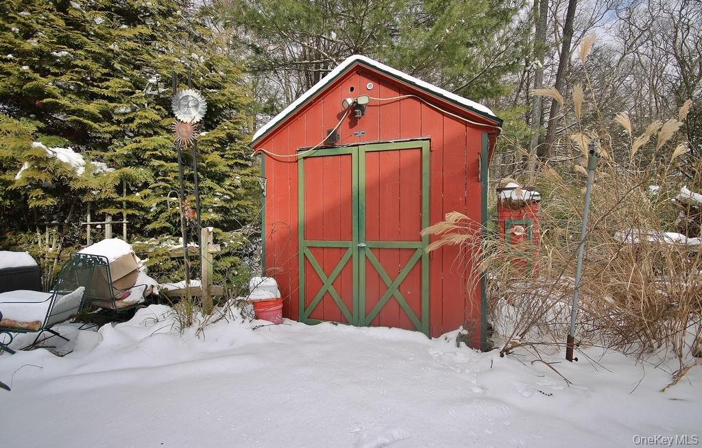 415 N Shore Drive Out of NYC Wurtsboro, NY 12790