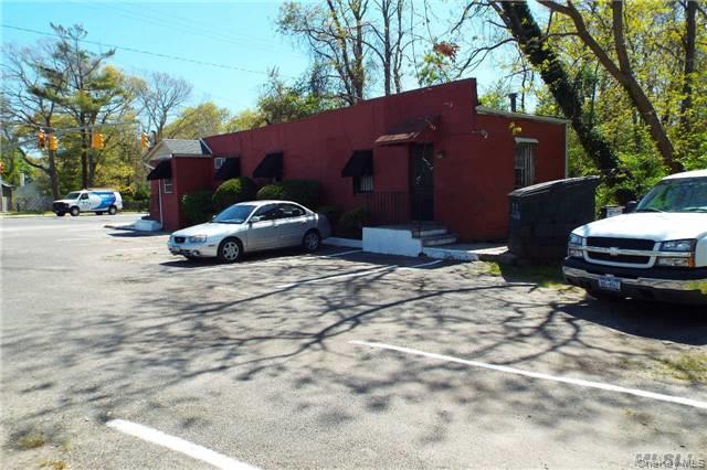 421 Commack Road Mastic Beach Mastic Beach, NY 11951