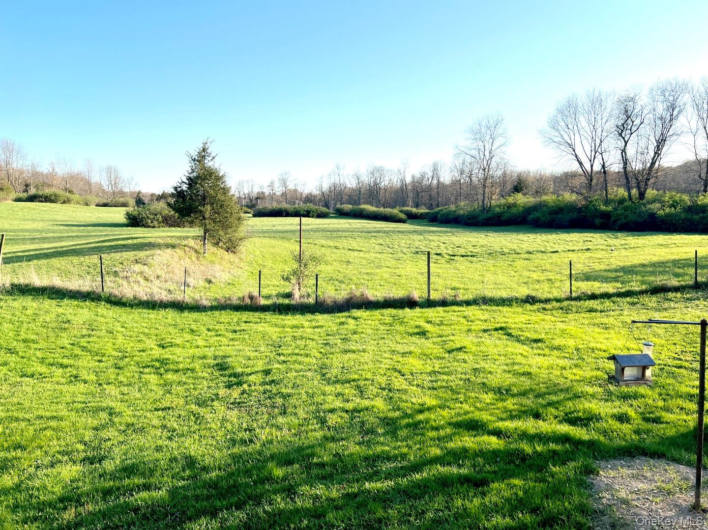 2293 Route 9G Out of NYC Staatsburg, NY 12580