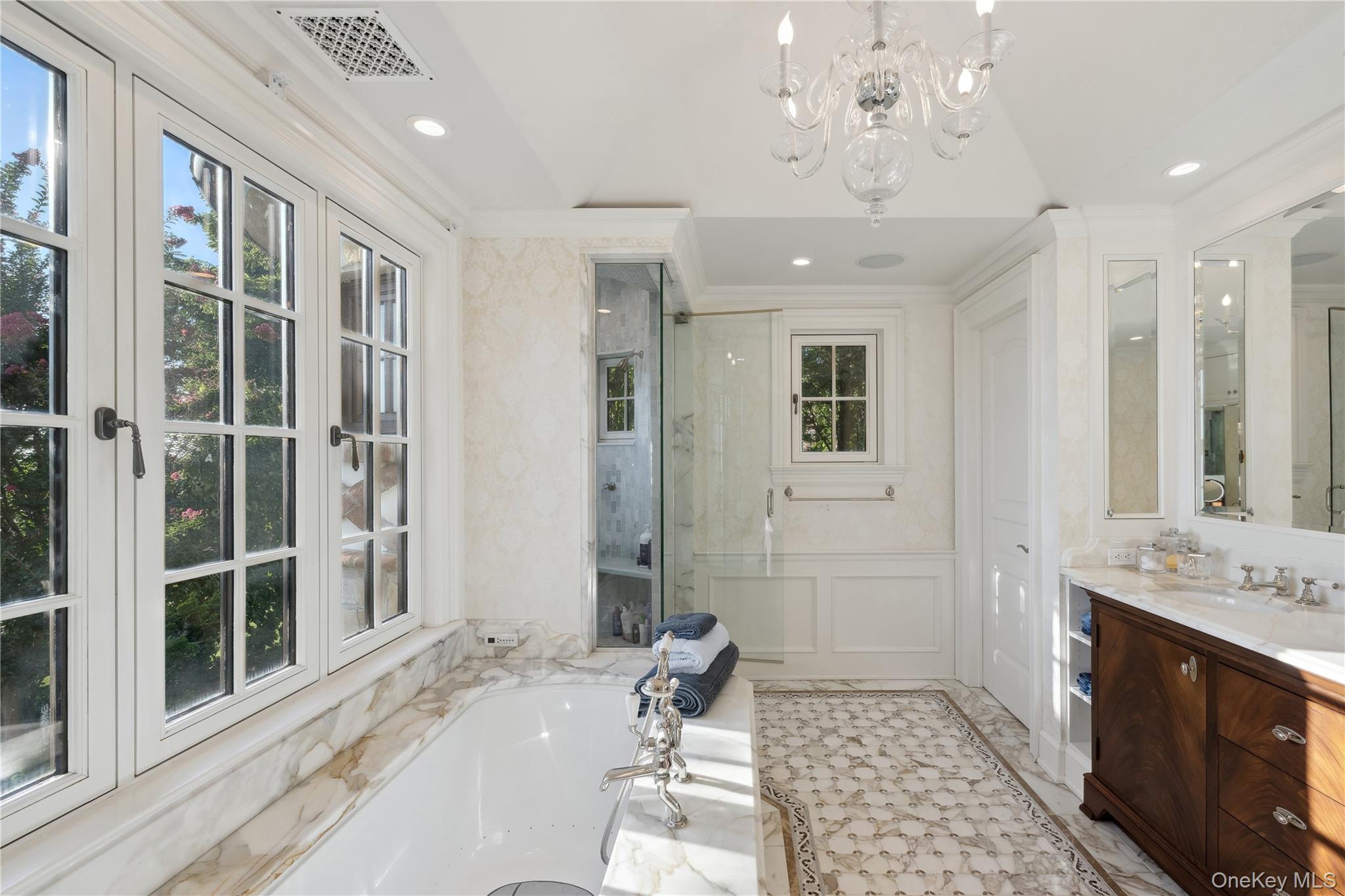 200# Centre Island Road Centre Island Centre Island, NY 11771