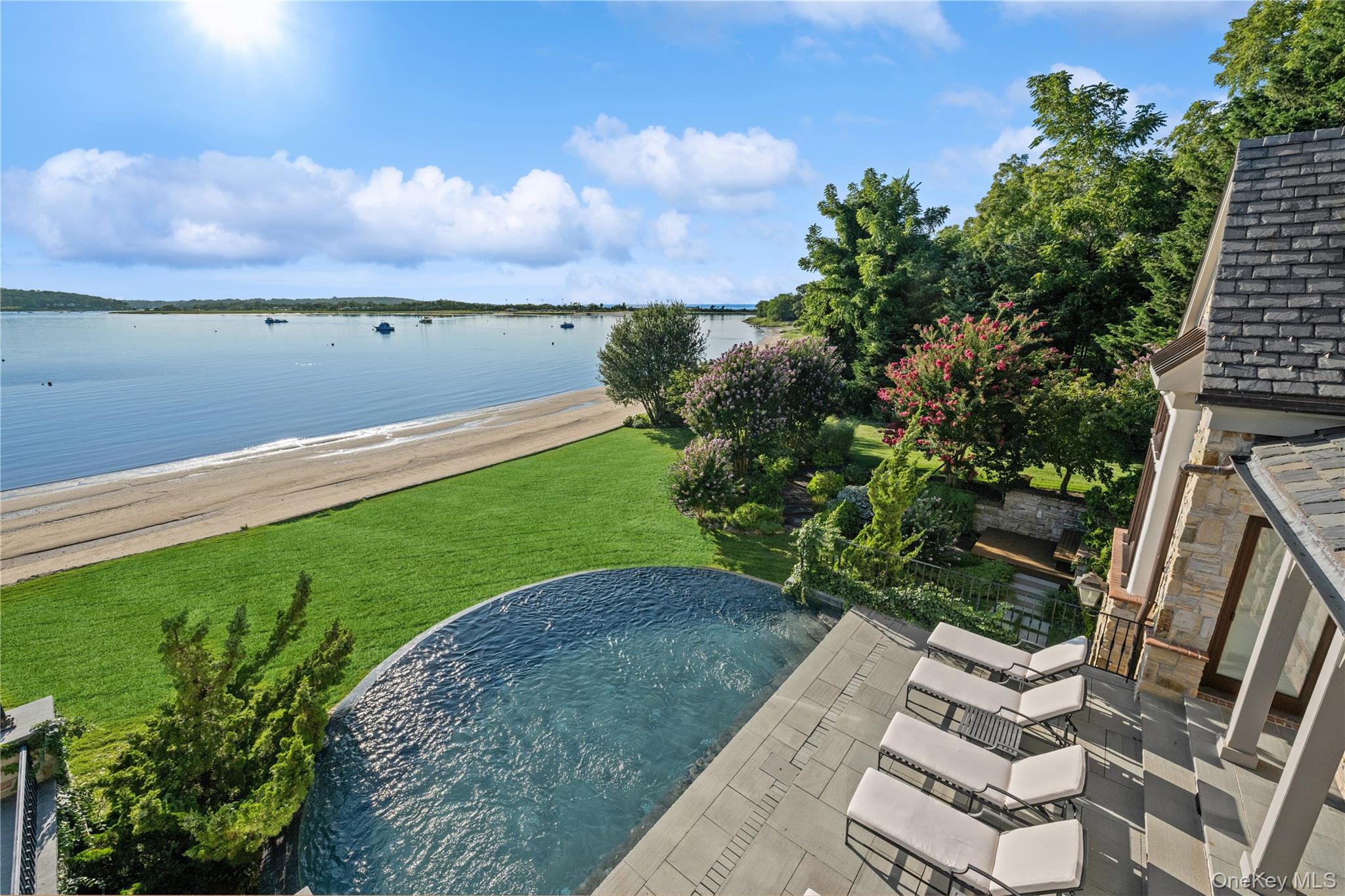 200# Centre Island Road Centre Island Centre Island, NY 11771