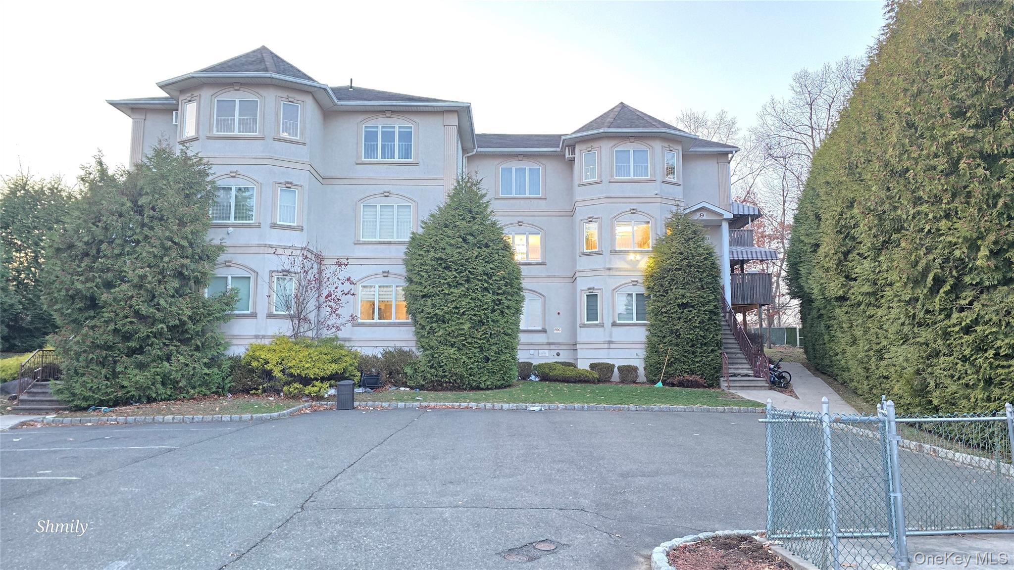 9 Gibbs Court 201 Out of NYC Monsey, NY 10952