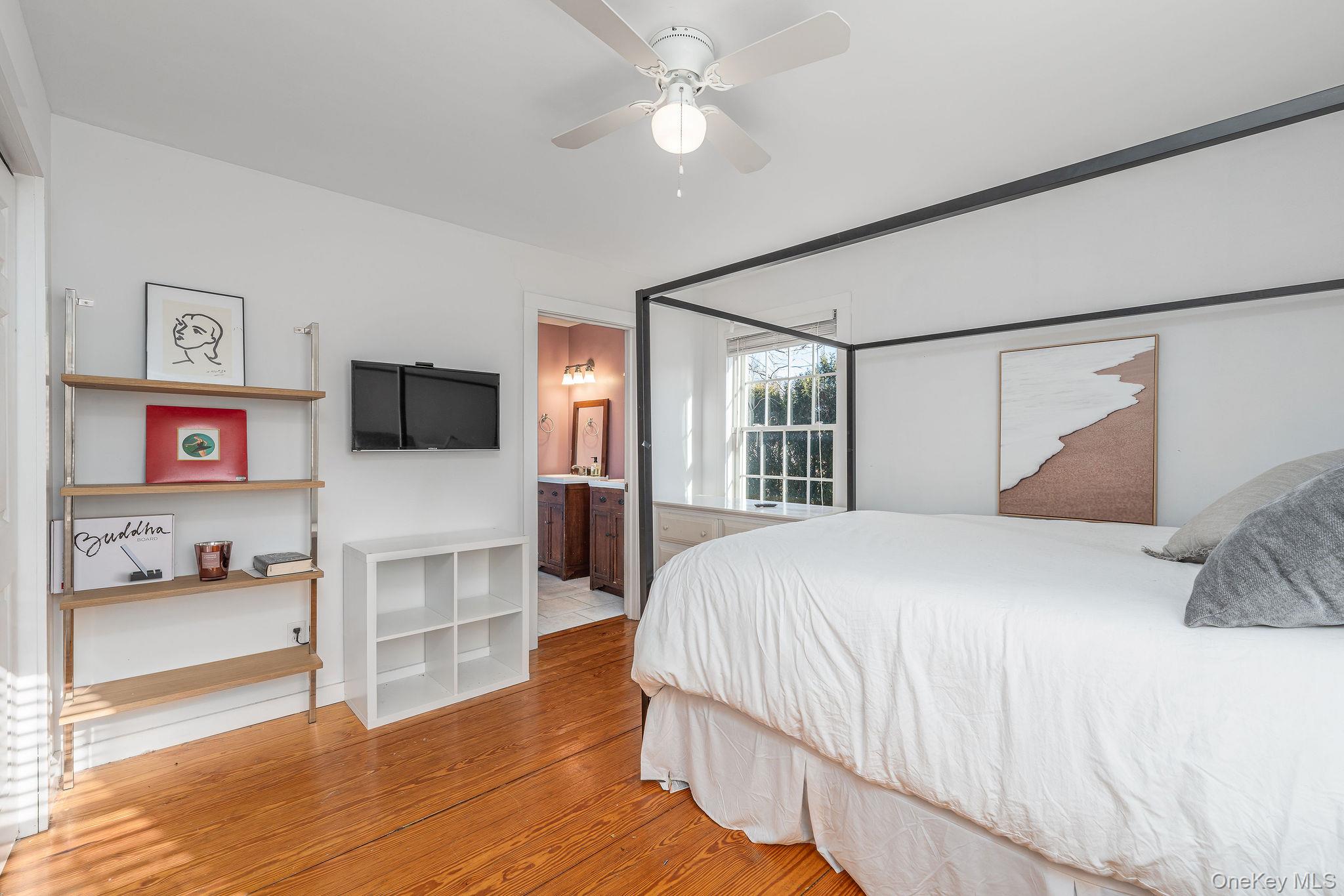 735 aka 718 Wiggins Wiggins Street Greenport Greenport, NY 11944