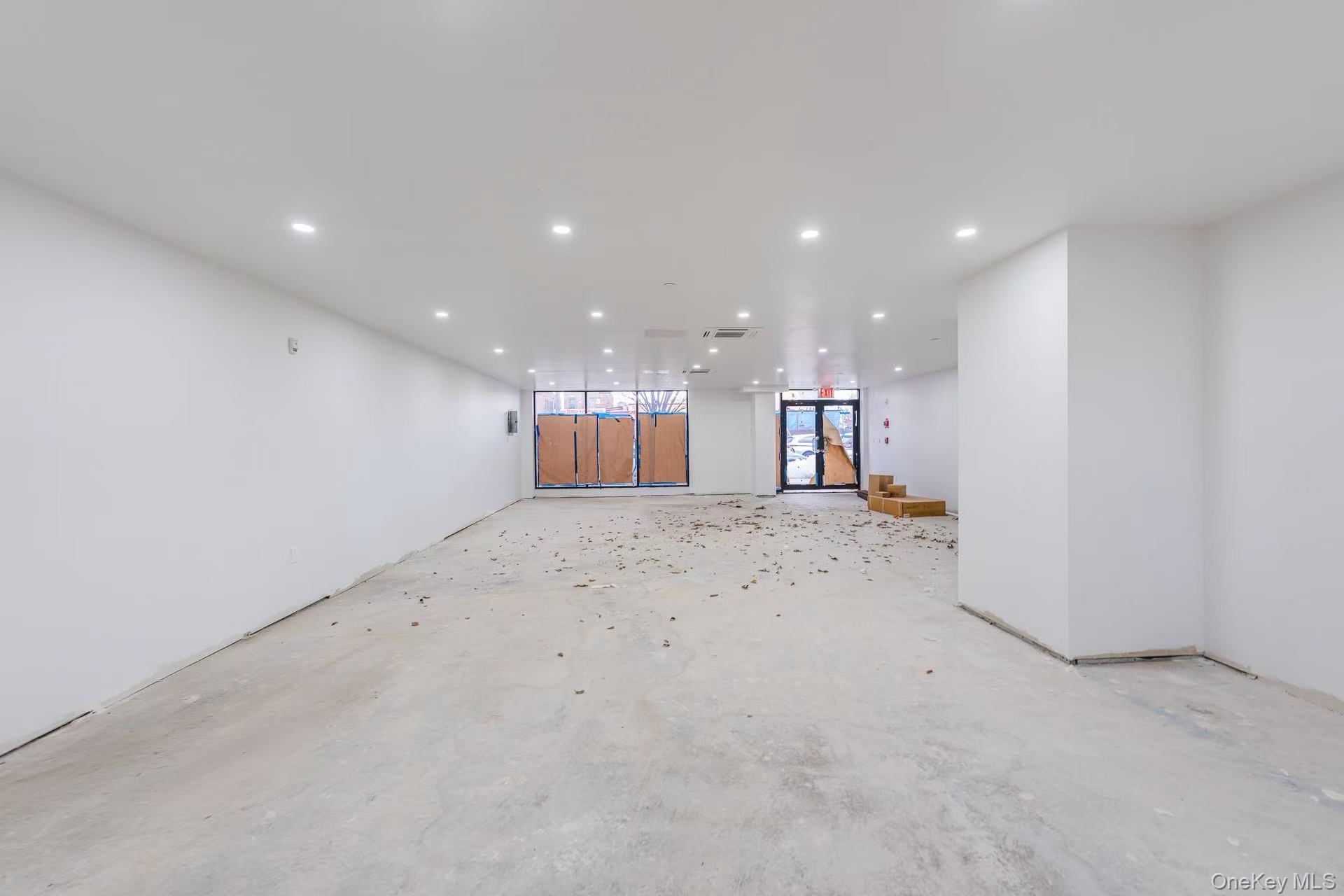 165-02 Sanford Avenue Flushing Flushing, NY 11358