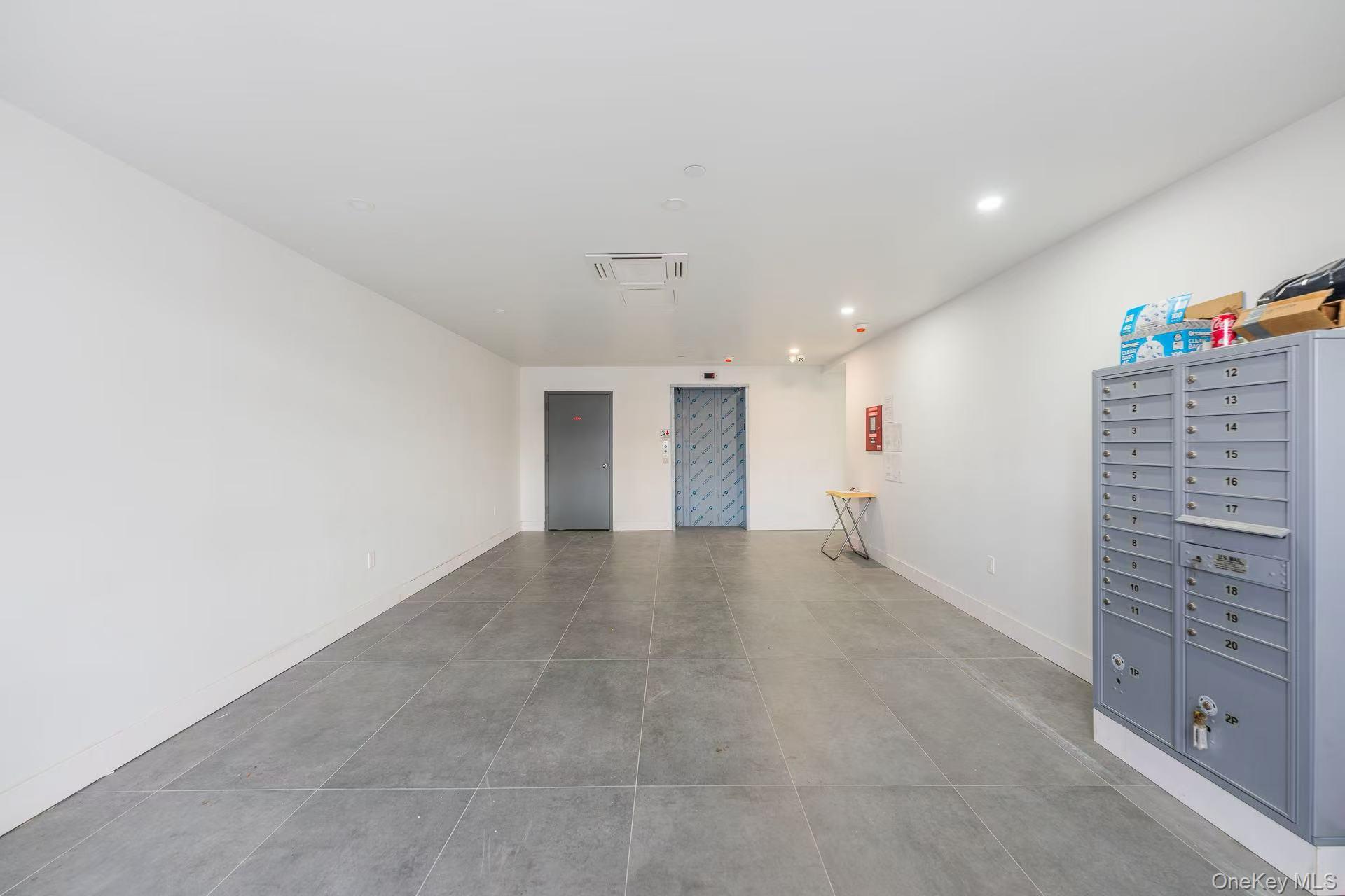 165-02 Sanford Avenue Flushing Flushing, NY 11358