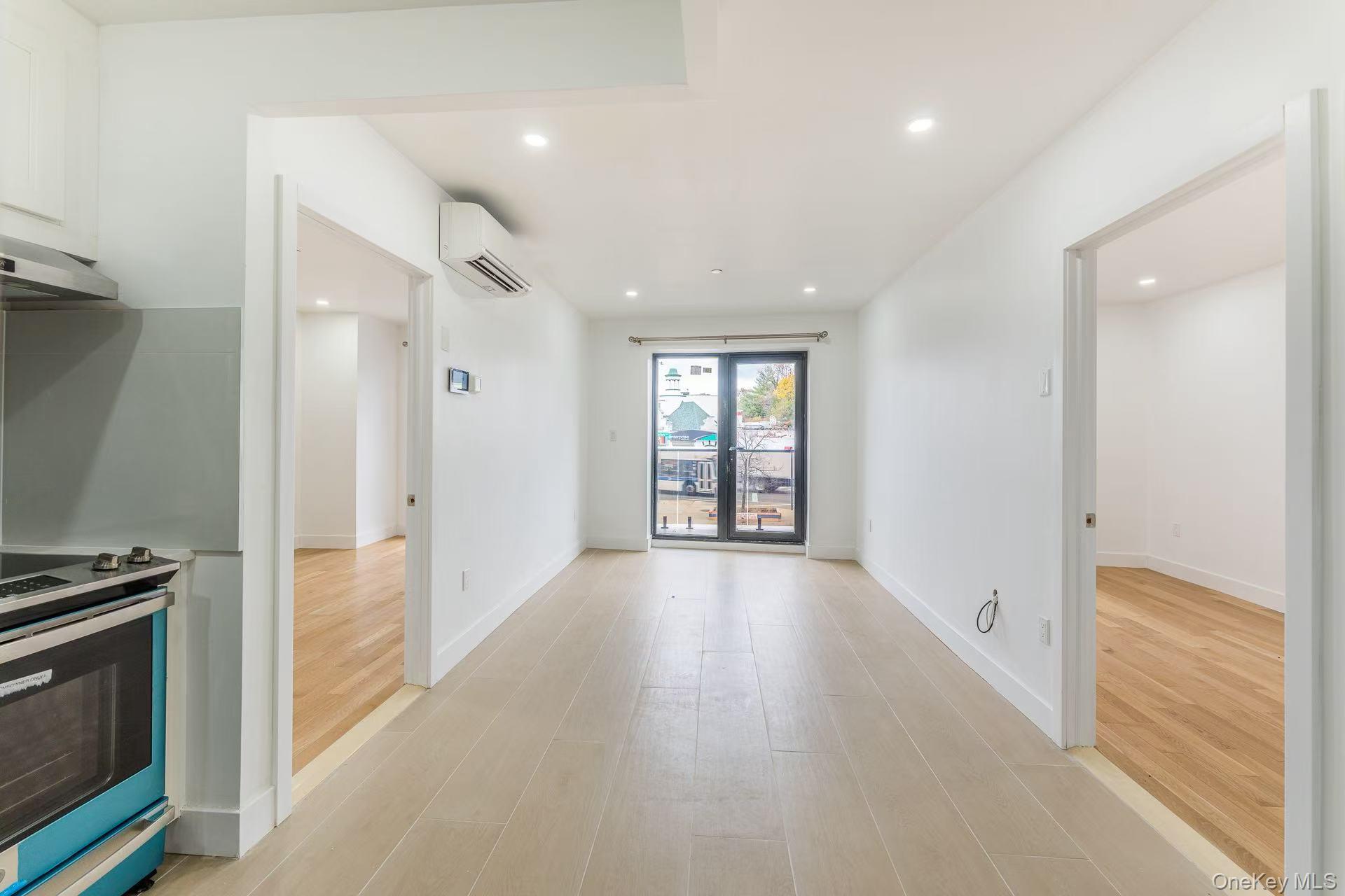 165-02 Sanford Avenue Flushing Flushing, NY 11358