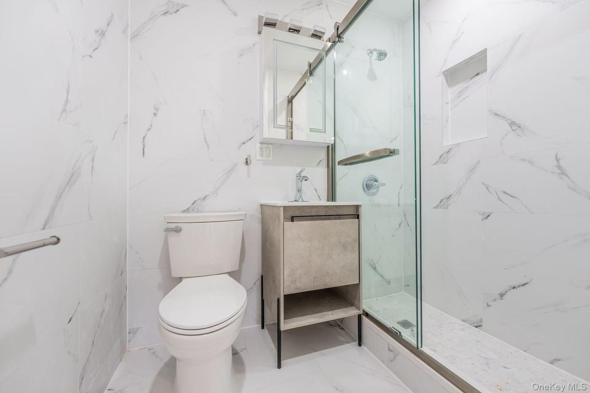 165-02 Sanford Avenue Flushing Flushing, NY 11358