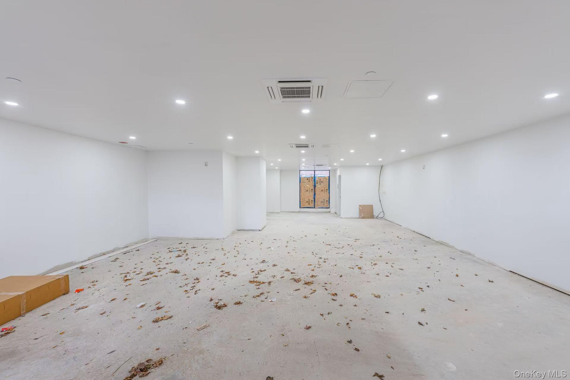 165-02 Sanford Avenue Flushing Flushing, NY 11358