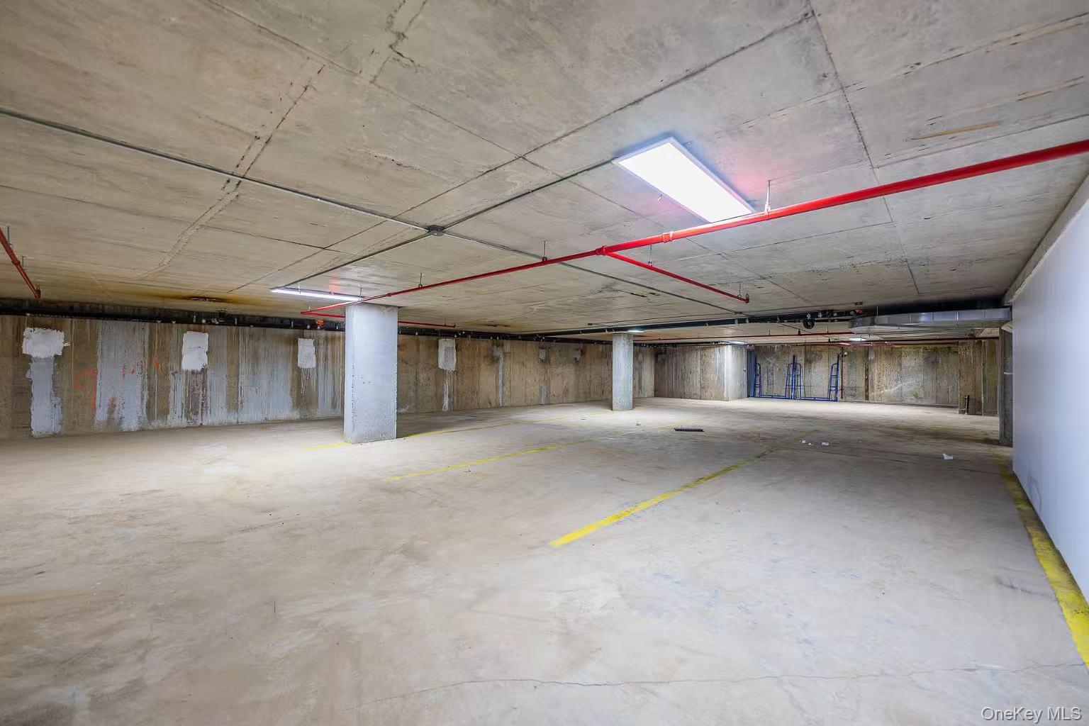 165-02 Sanford Avenue Flushing Flushing, NY 11358