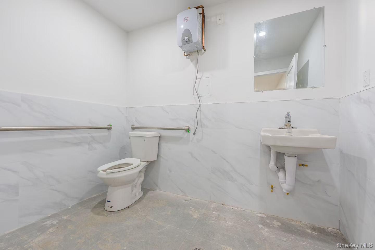 165-02 Sanford Avenue Flushing Flushing, NY 11358