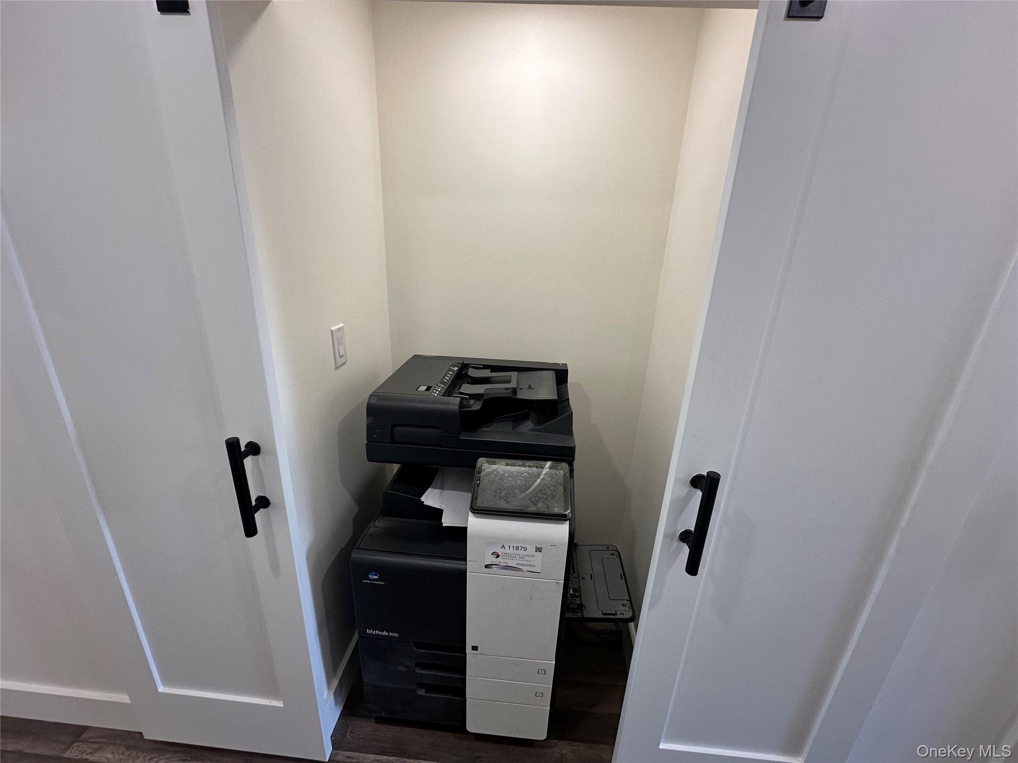 1028 Broadway Woodmere Woodmere NY 11598