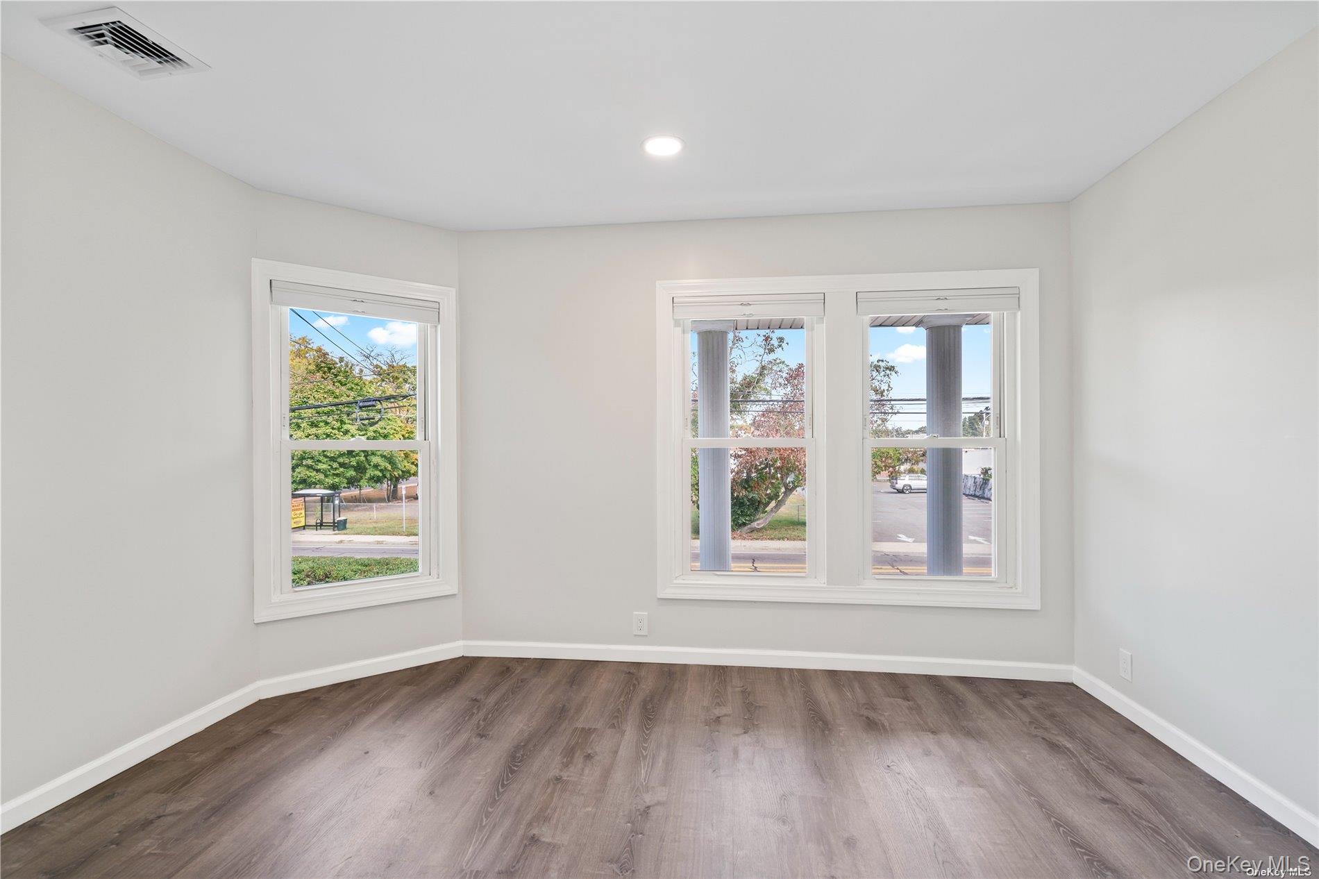 7 Pulaski Road 3 East Northport, NY 11731