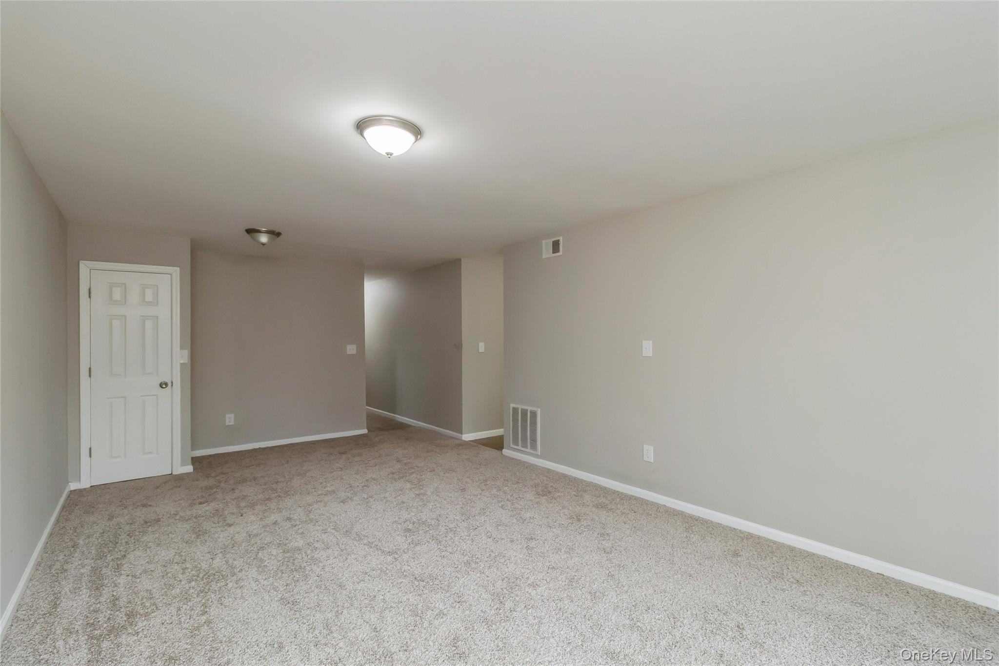 655 Middle Country Road 4D1 Coram Coram, NY 11727