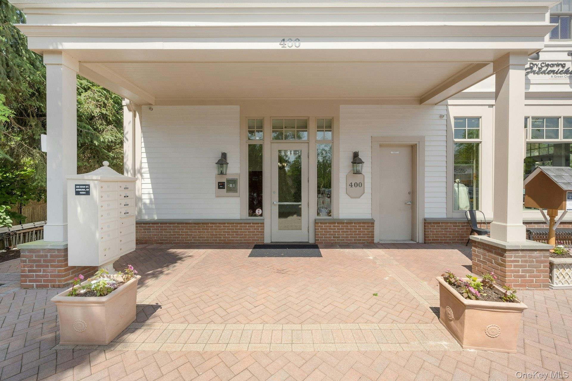 400 Main Street 5 Armonk Armonk, NY 10504