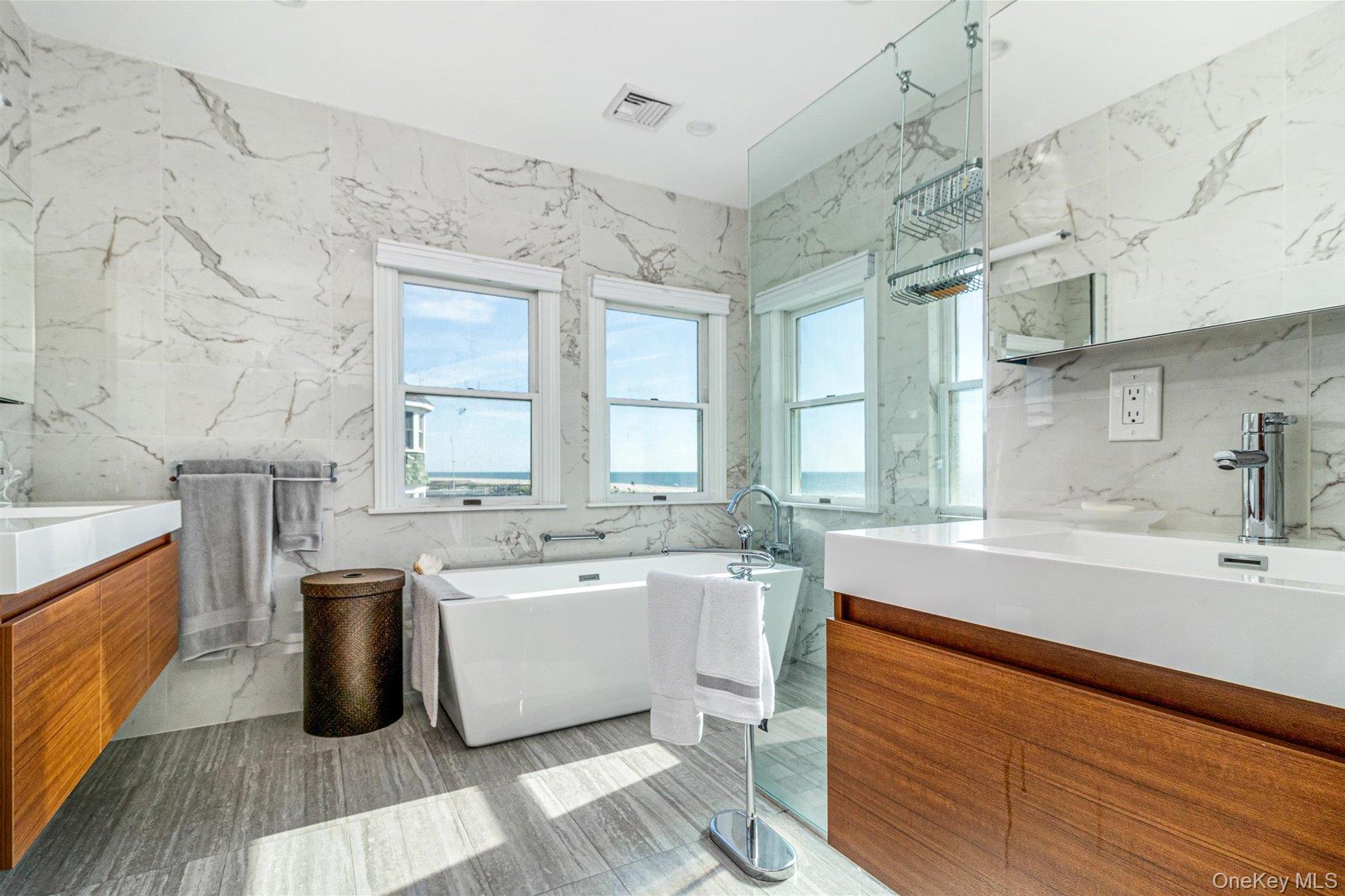 803 Dune Road Westhampton Dunes, NY 11978