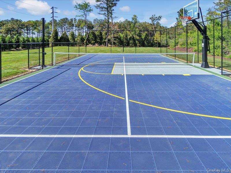 17 Adam Lane Westhampton Beach Westhampton Beach, NY 11978