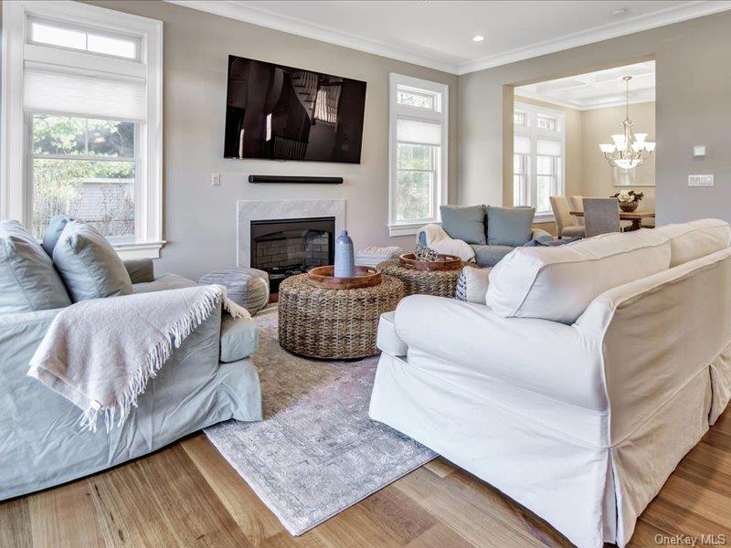 17 Adam Lane Westhampton Beach Westhampton Beach, NY 11978