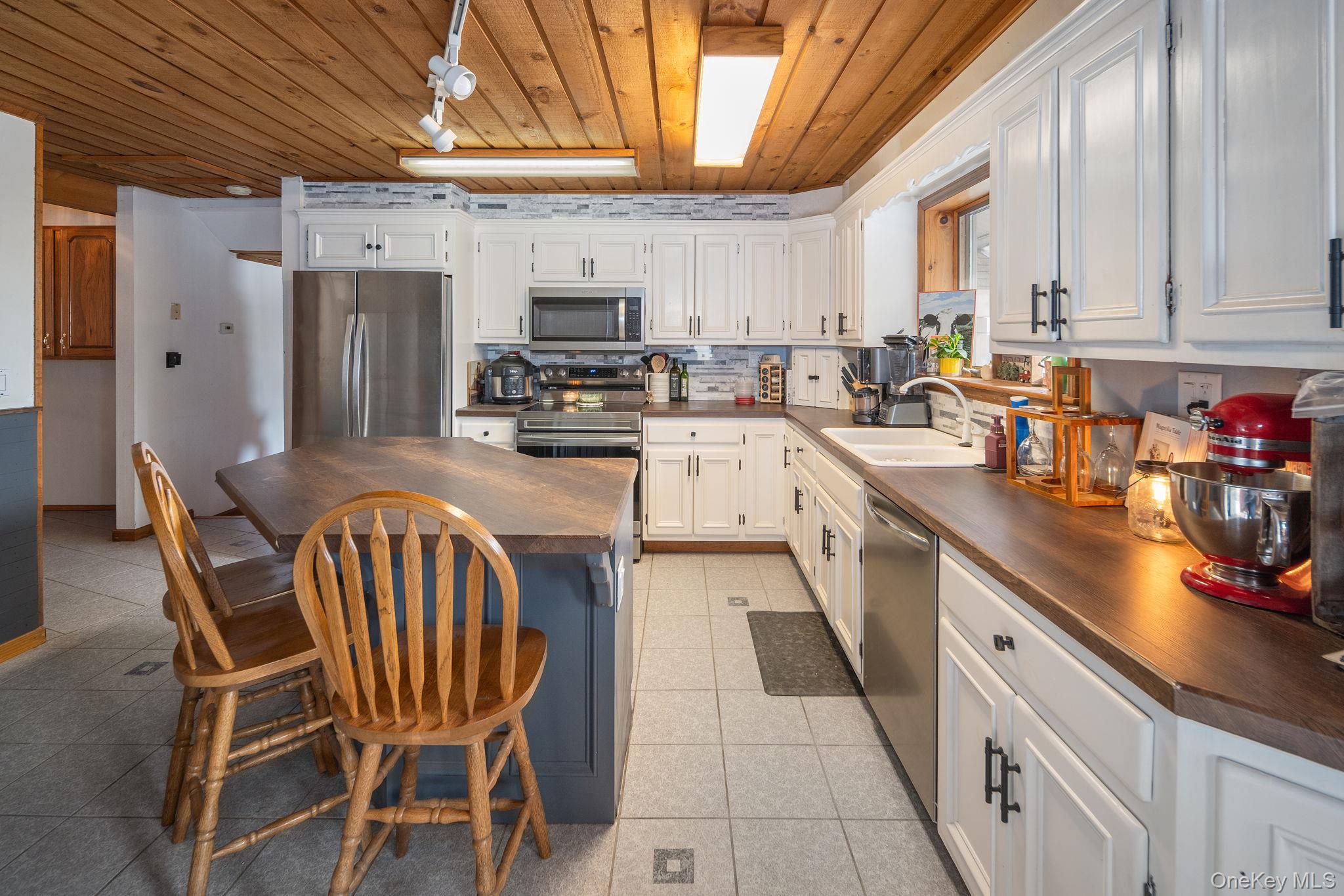 929 Patria Road Out of NYC Call Listing Agent, NY 12071